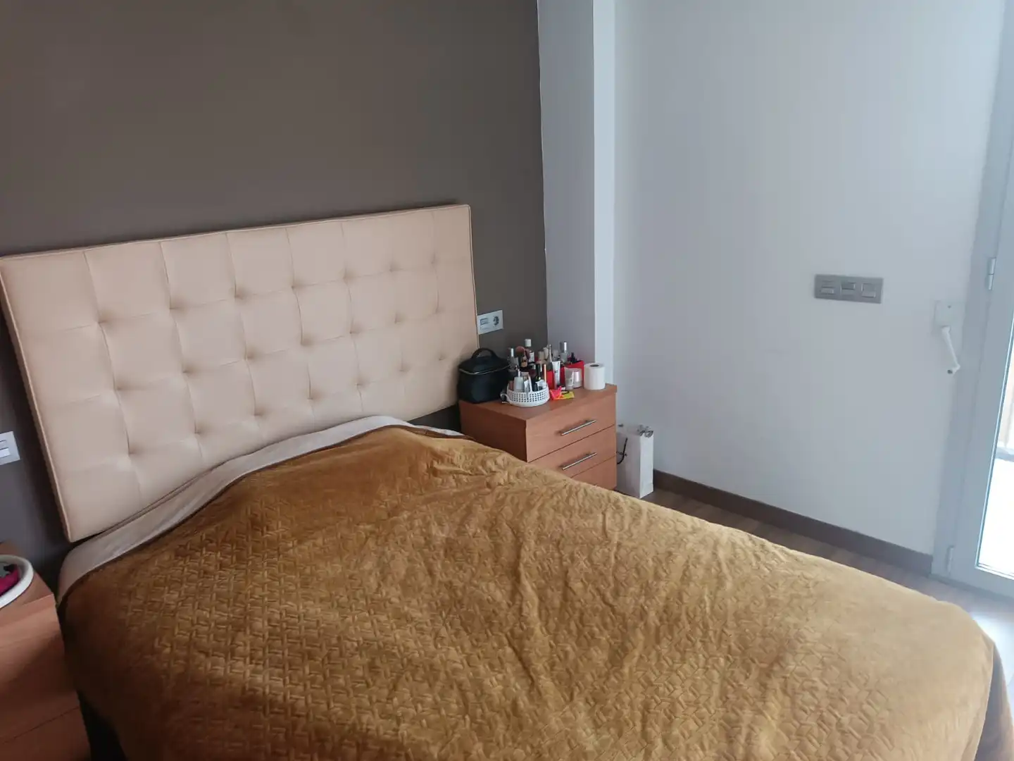 Dormitori de Pis en venda en Manresa amb Aire condicionat, Calefacció i Balcó
