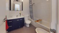 Bathroom of Apartment for sale in Mairena del Aljarafe