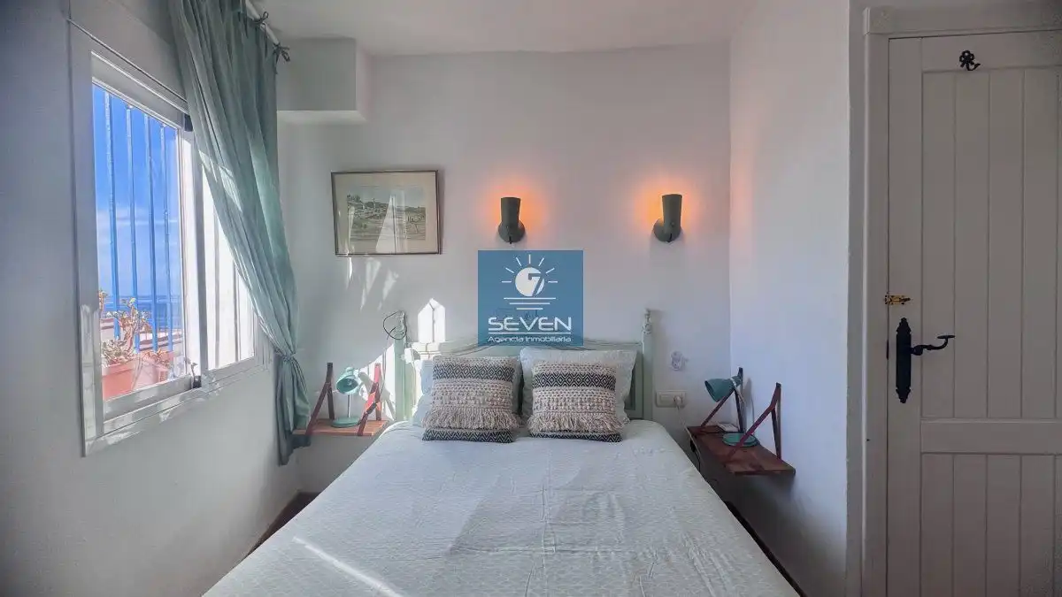 Habitación de Casa o chalet en venta en Almuñécar con Terraza, Trastero y Piscina