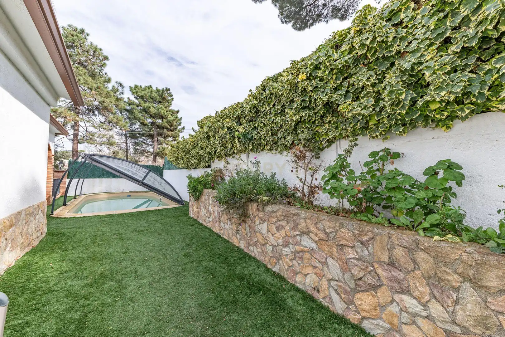 Jardí de Casa o xalet en venda en Tordera amb Jardí privat, Piscina i Alarma