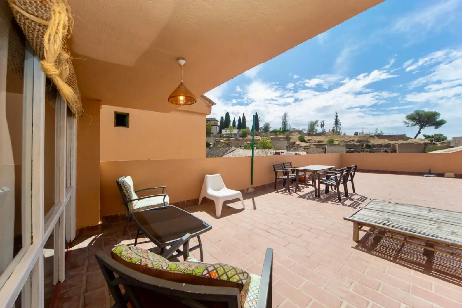 Terrassa de Apartament de lloguer en Granada amb Calefacció, Terrassa i Moblat