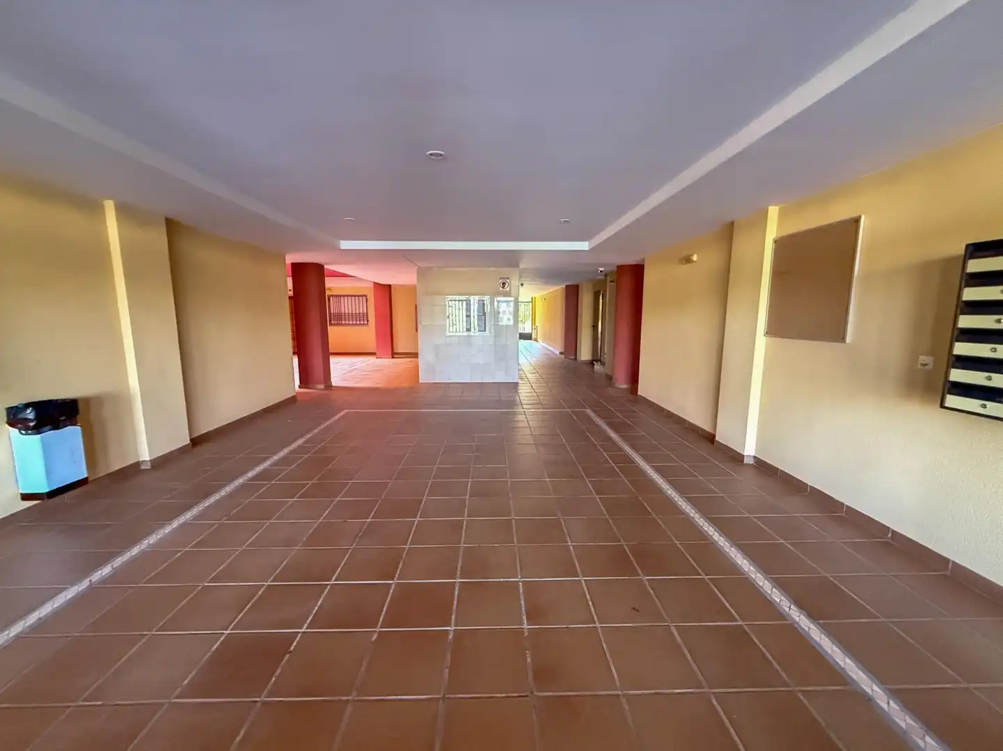 Apartament amb terrassa de lloguer a Calle HELENA 2, imagen 16