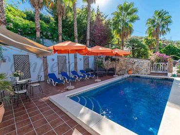 Maison avec piscine à vendre à Árchez