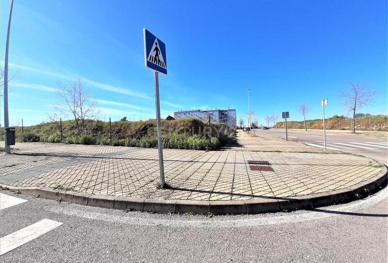 Foto 1 de Residencial en venda a De la Mina, 3, La Cañada, Cáceres