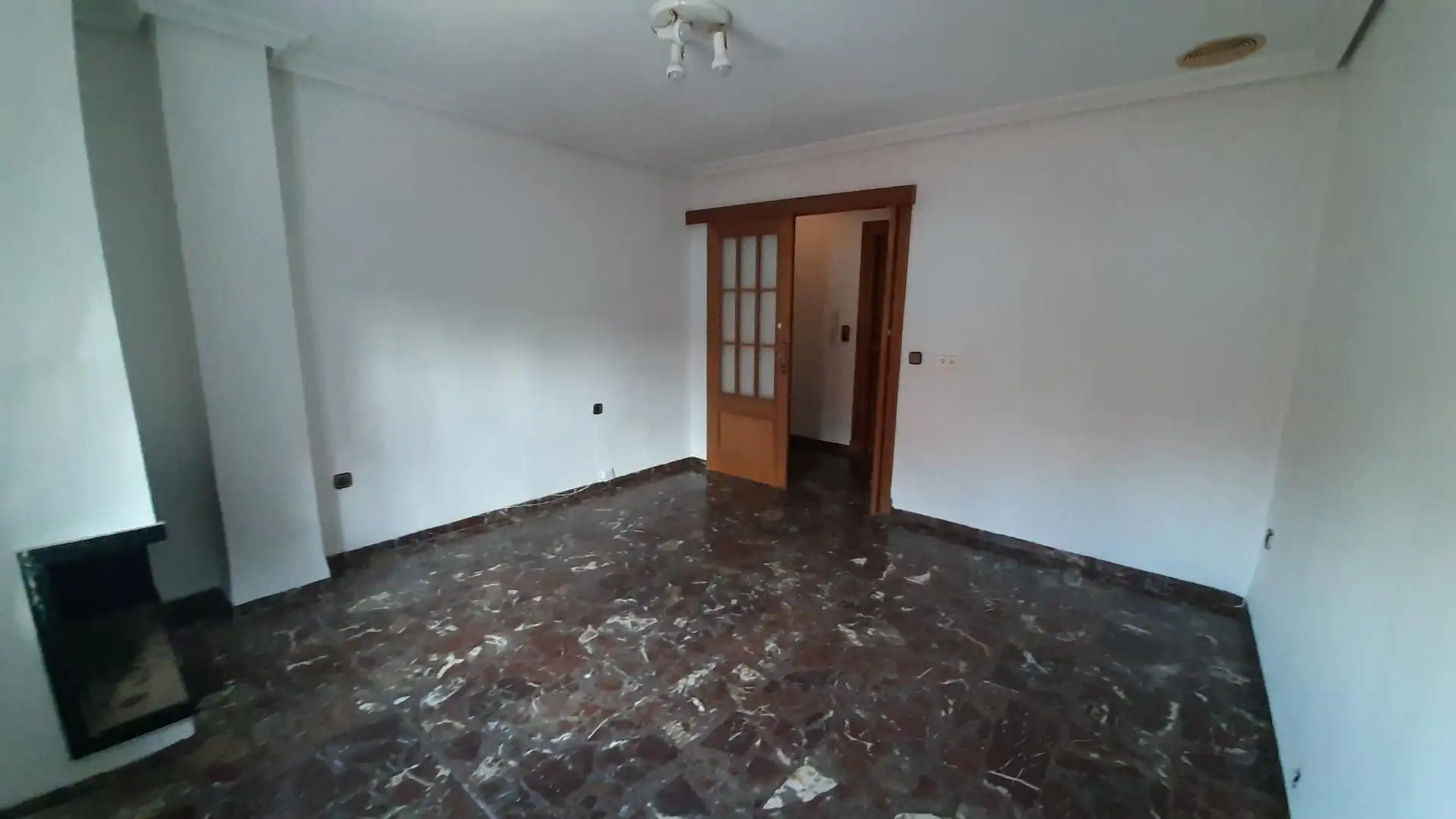 Haus zum Verkauf in Murcia mit Klimaanlage und Terrasse