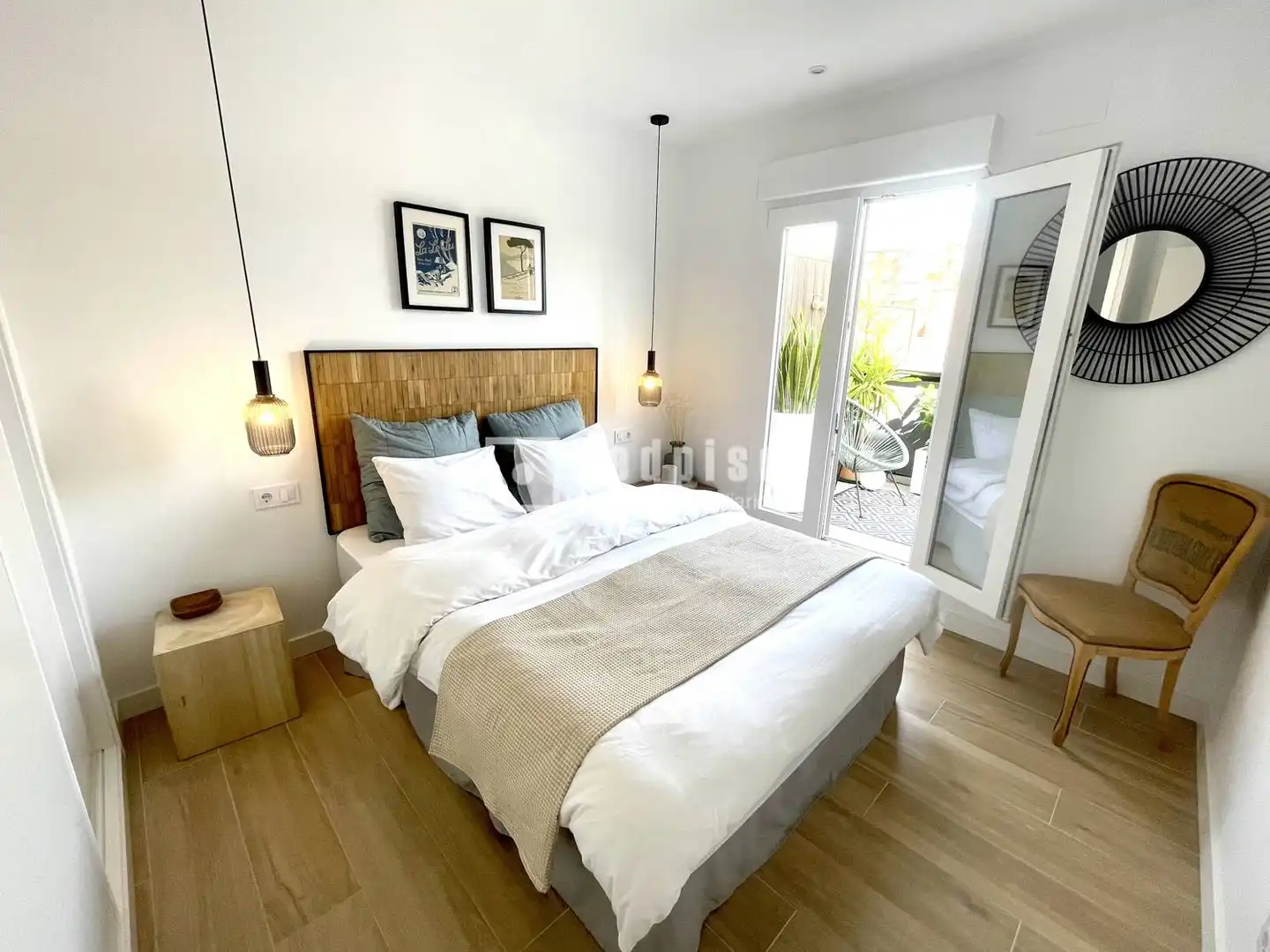 Bedroom of Attic for sale in Madrid  with Air Conditioner, Heating and Terrace