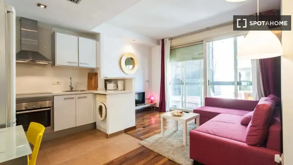 Room in El Pilar