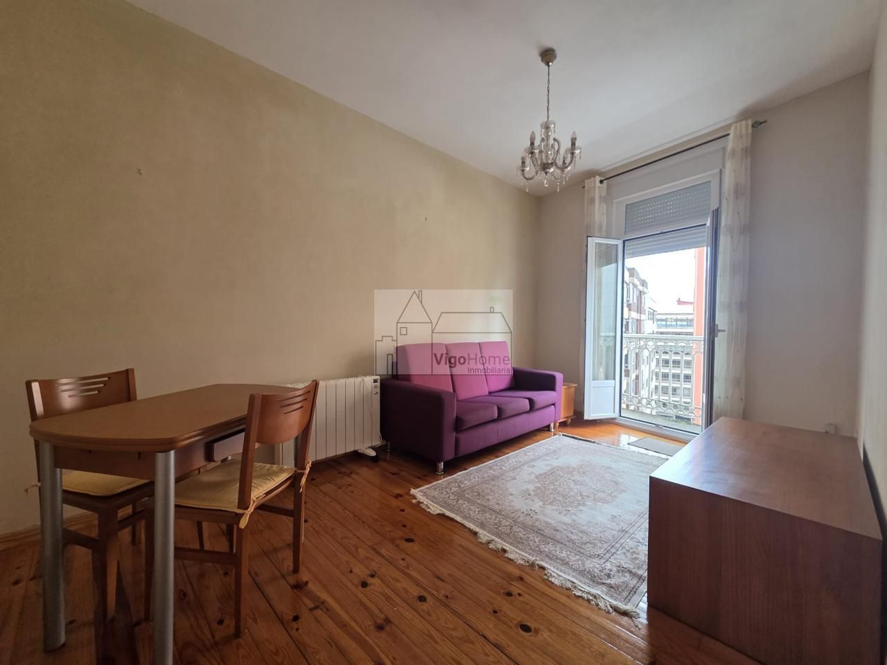 Piso de alquiler en ROMIL, O Castro, Centro Urbano