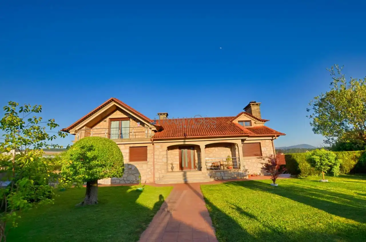 Villa mit Terrasse zum Verkauf in RUA DO MORAN, imagen 57