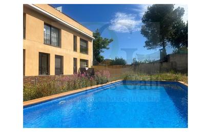 Swimming pool of Flat for sale in Castellgalí  with Terrace