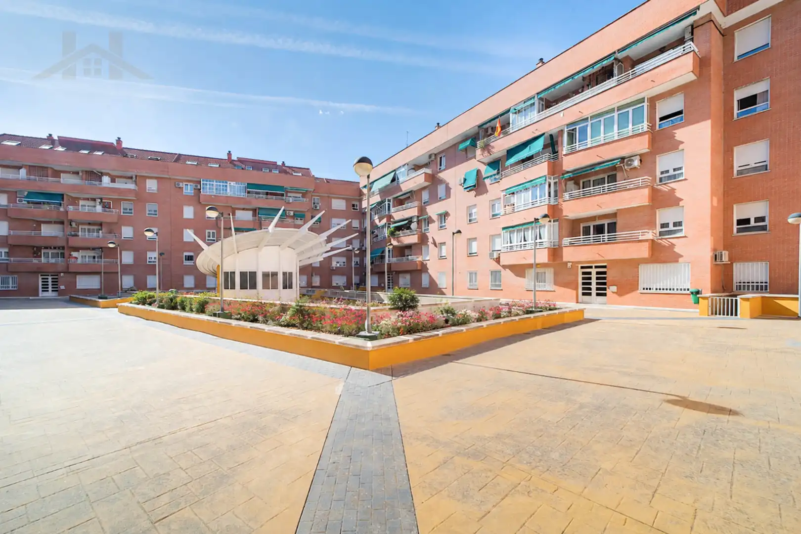 Exterior view of Flat for sale in Valdemoro  with Storage room and Furnished