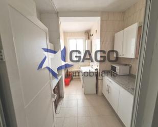 Kitchen of Flat to rent in  Córdoba Capital