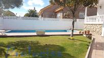 Piscina de Casa o xalet en venda en Moraleja de Enmedio amb Calefacció i Terrassa