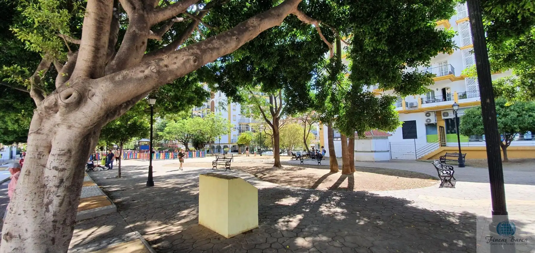 Garaje en venta en Los Boliches