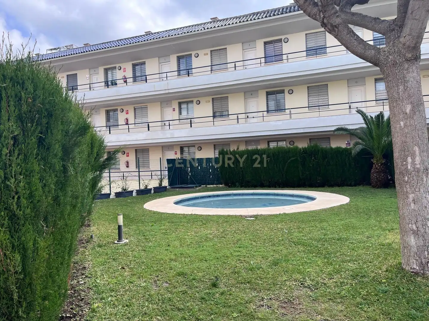 Vista exterior de Apartamento en venta en Fuengirola con Jardín privado, Trastero y Piscina