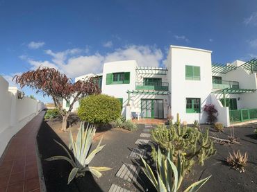 Pis amb piscina en venda a Costa Teguise
