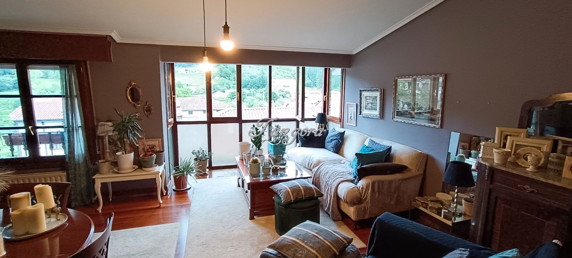 Living room of Flat for sale in Areatza  with Heating, Parquet flooring and Storage room