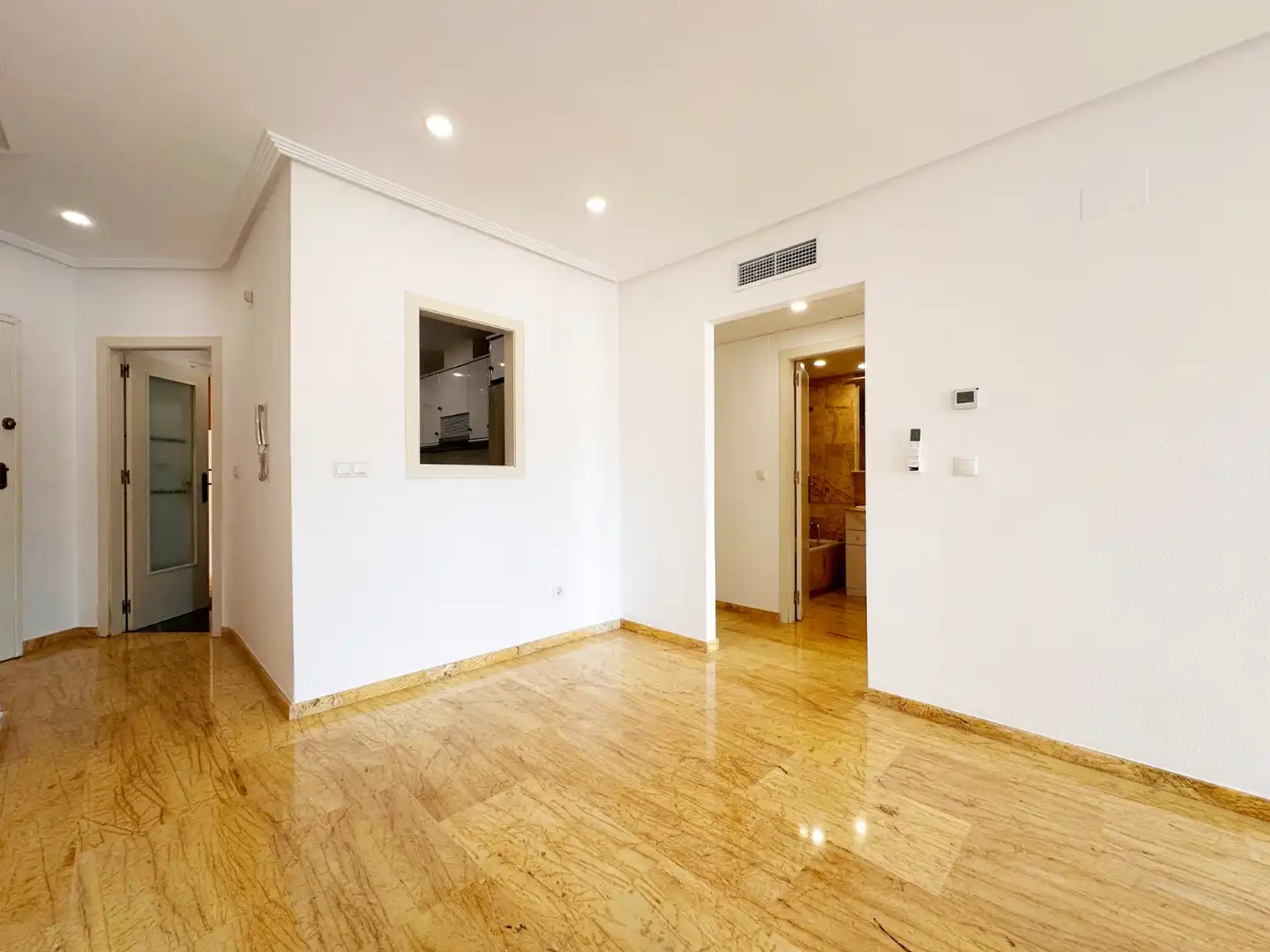 Planta baixa en venda en Orihuela amb Aire condicionat, Jardí privat i Terrassa
