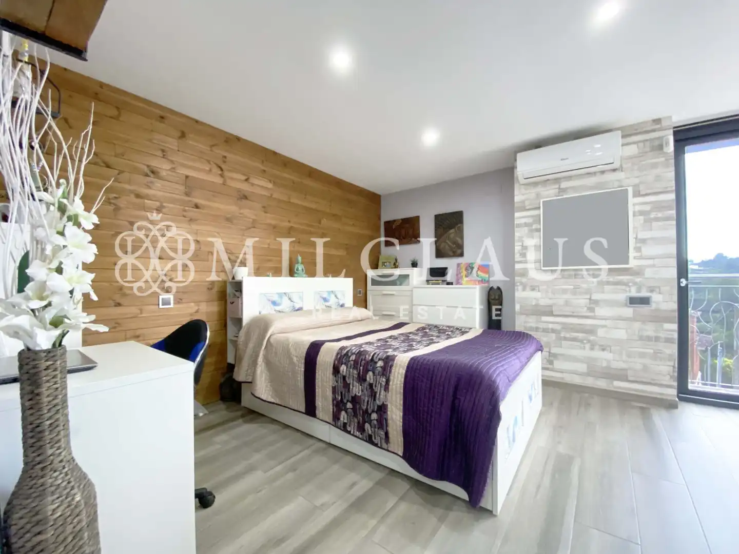 Schlafzimmer von Haus oder Chalet zum Verkauf in Lliçà d'Amunt mit Klimaanlage, Heizung und Privatgarten