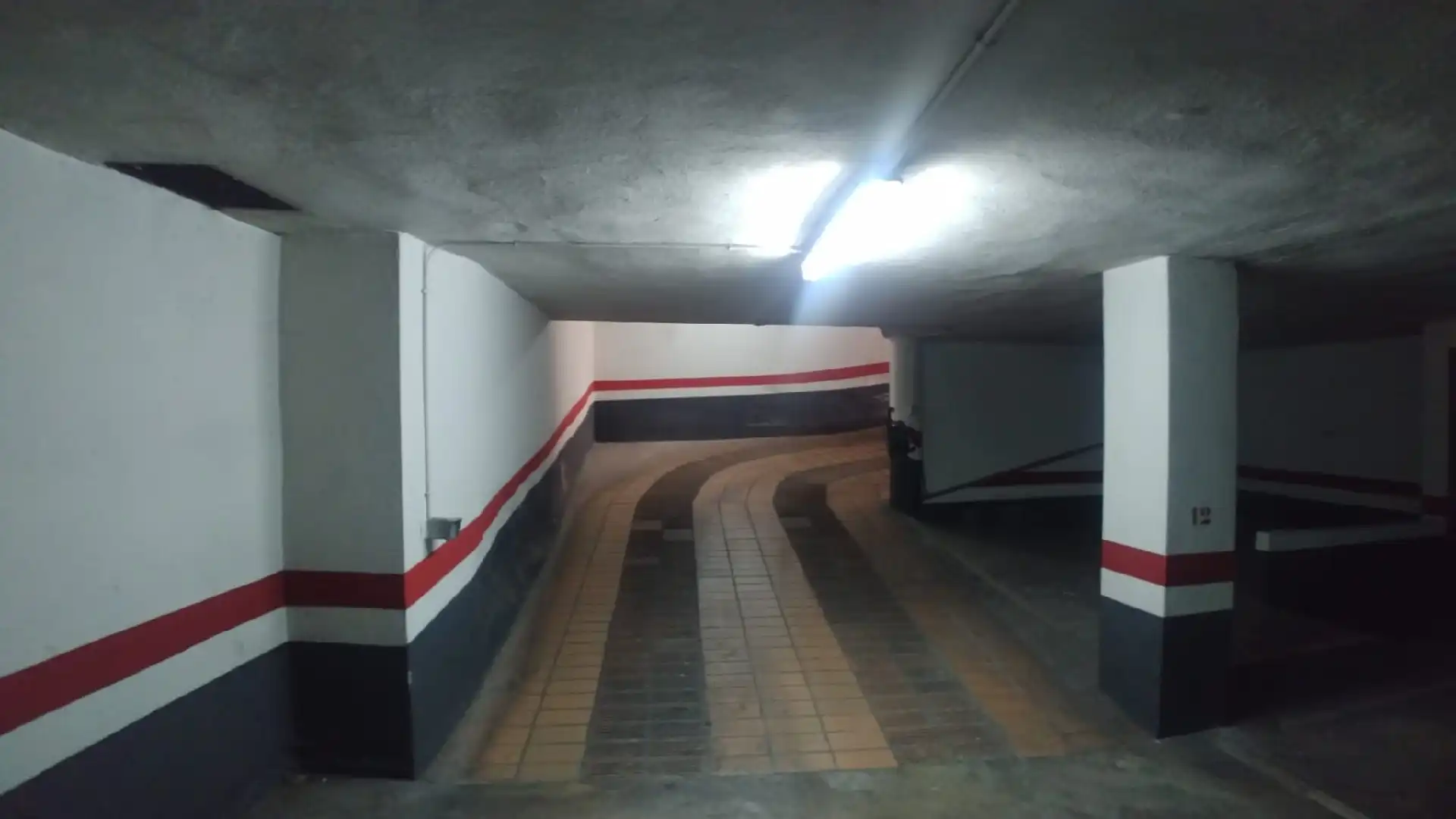 Parcheggio in affitto a Centro, imagen 7