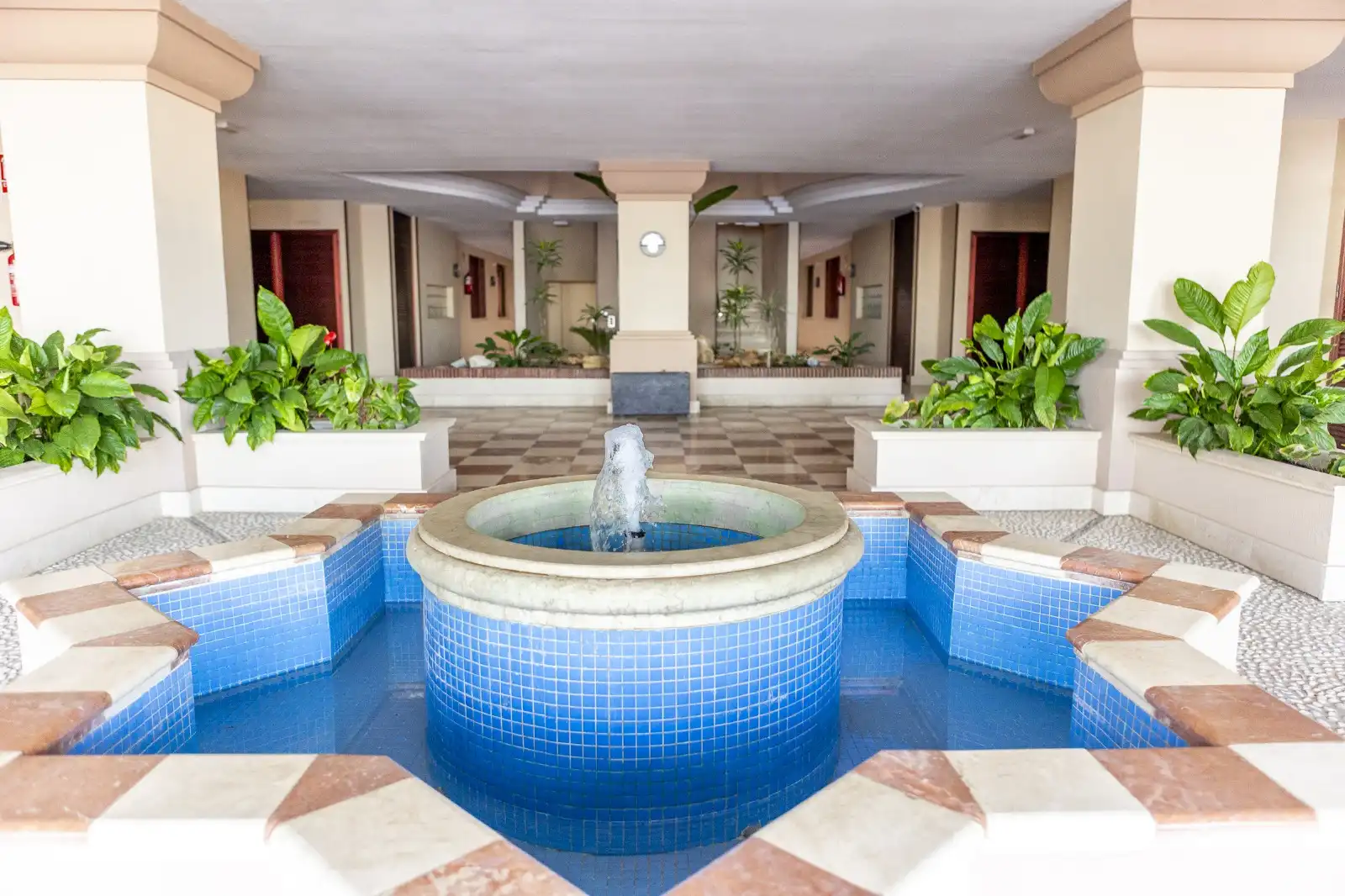 Piscina de Apartament en venda en Marbella amb Aire condicionat, Traster i Moblat