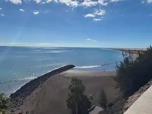 Vista exterior de Àtic de lloguer en San Bartolomé de Tirajana amb Moblat i Piscina comunitària