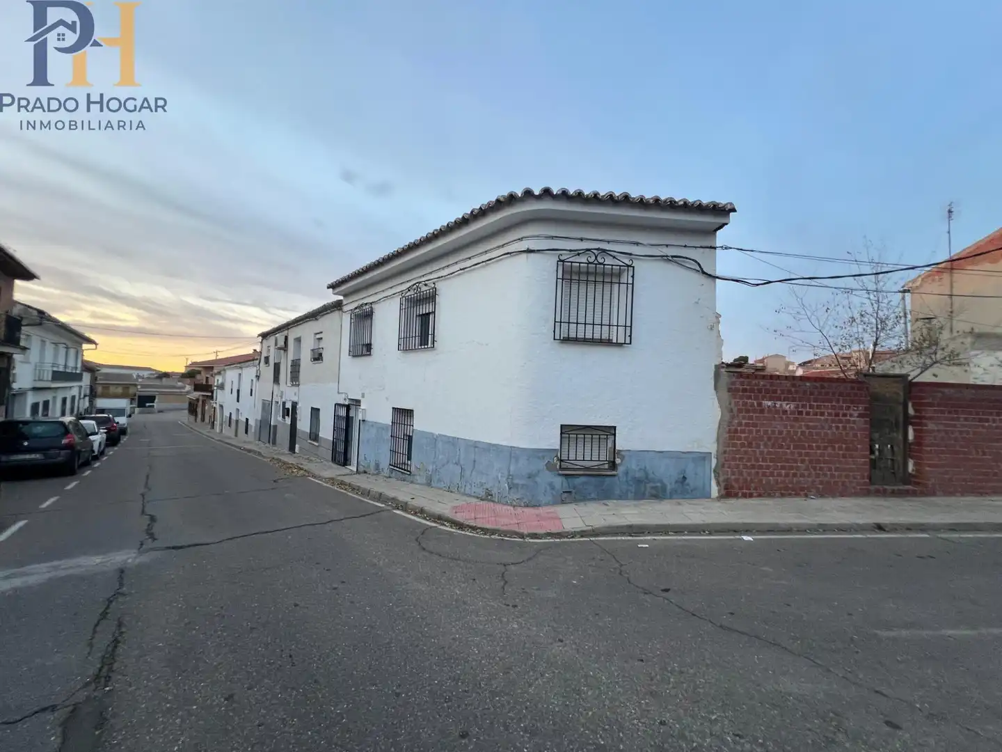 Vista exterior de Casa o chalet en venta en La Puebla de Montalbán