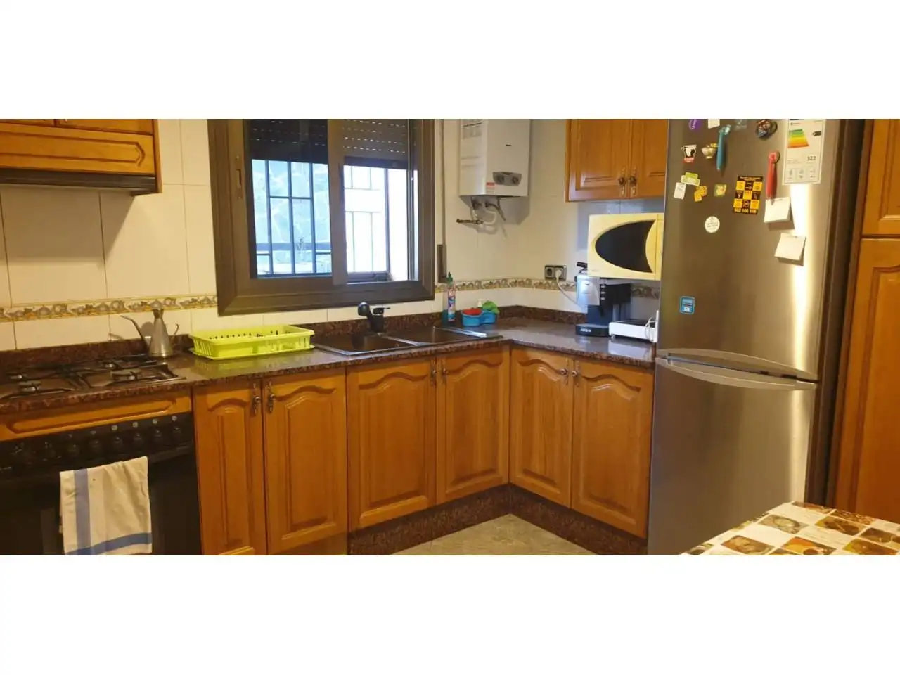 Cocina de Casa o chalet en venta en Rubí con Jardín privado, Terraza y Piscina