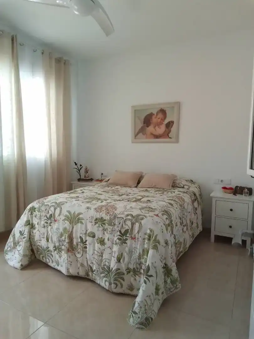 Dormitori de Casa adosada en venda en Camas amb Forn