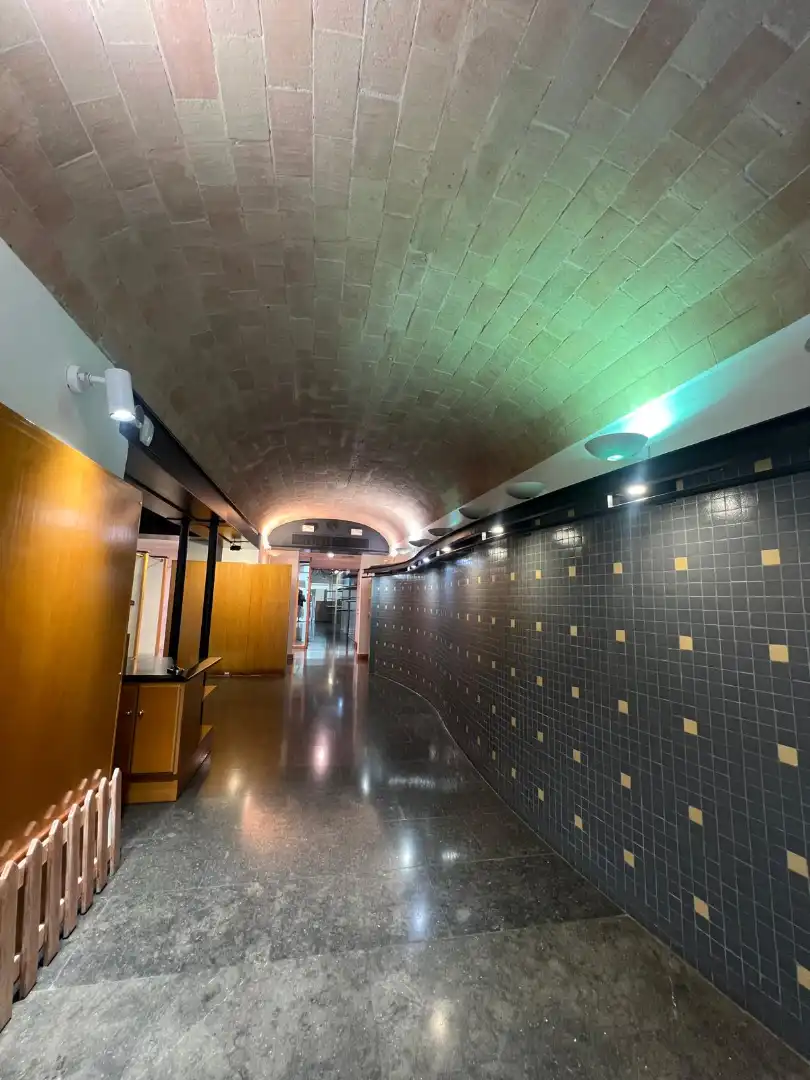 Local de alquiler en Figueres con Aire acondicionado
