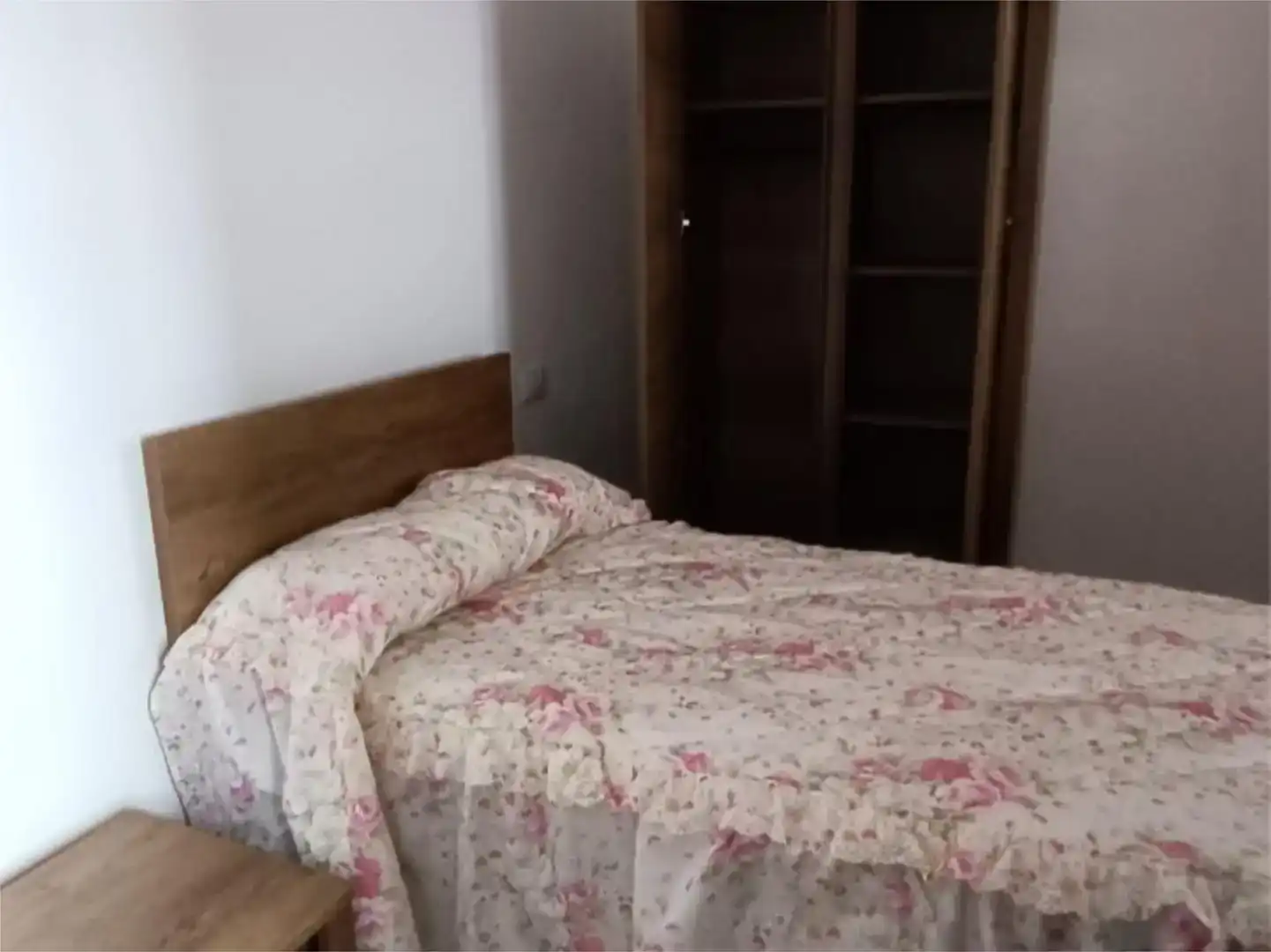 Habitación de Piso en venta en El Tanque con Balcón