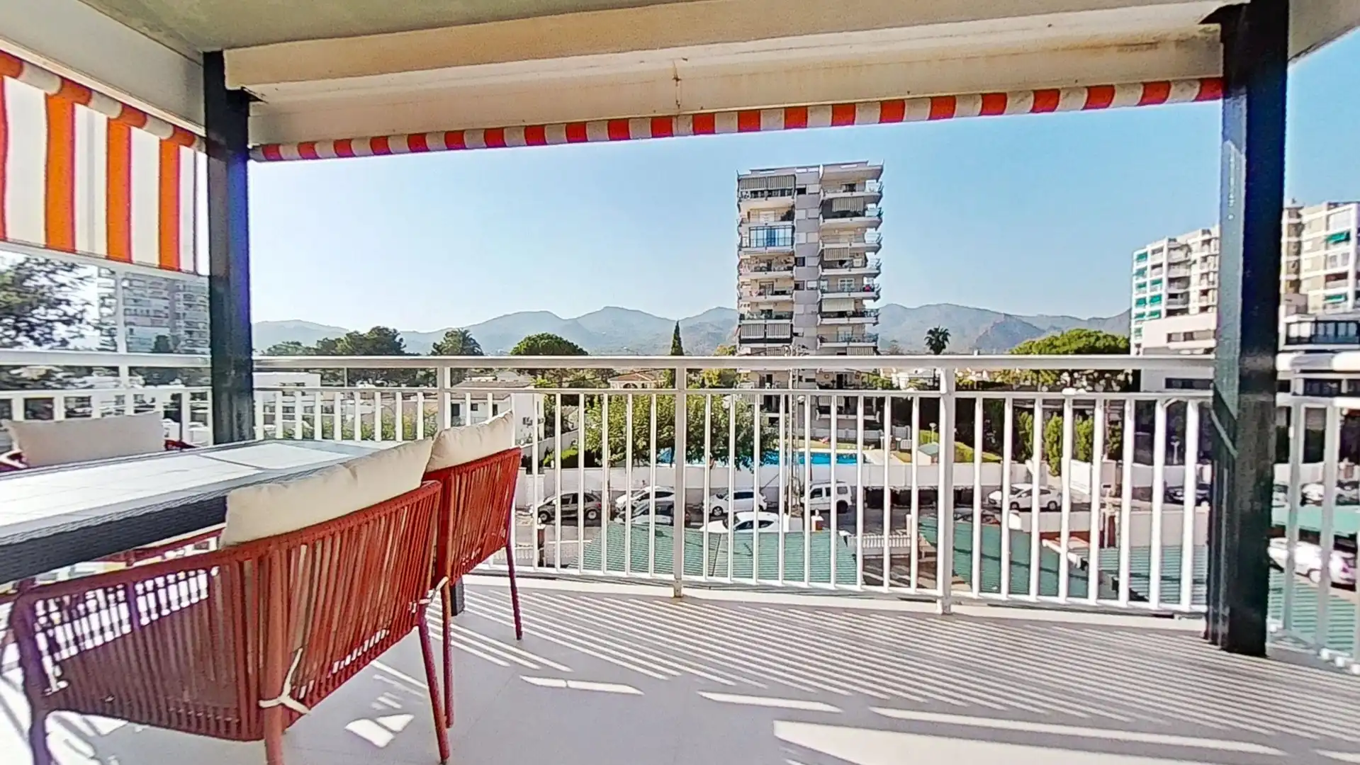 Terrasse von Wohnung zur Miete in Benicasim / Benicàssim mit Klimaanlage, Terrasse und Schwimmbad