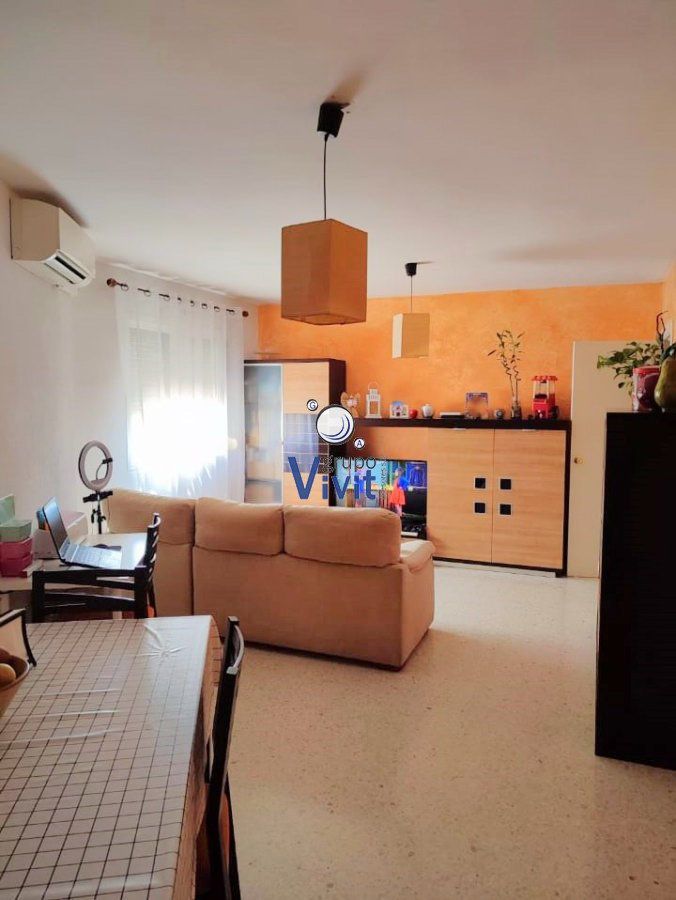 Sala d'estar de Pis en venda en Alcalá de Guadaira amb Terrassa i Traster