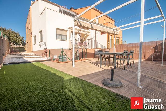 Casa adosada en Venta en La Nou de Gaià