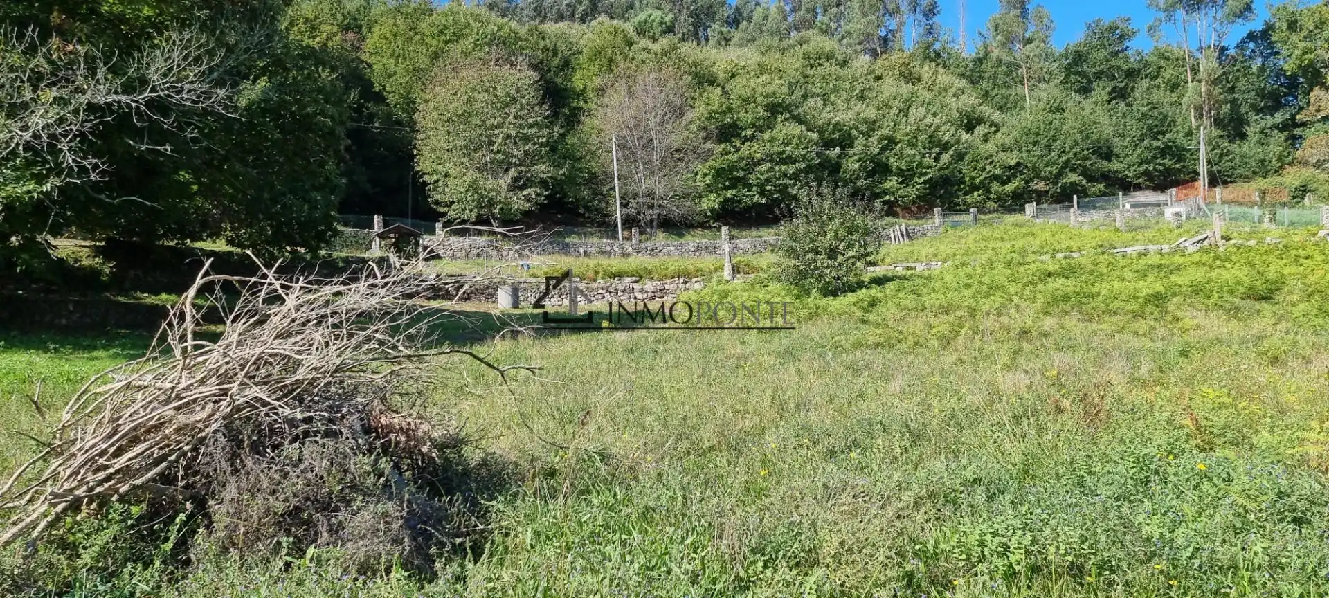 Casa o xalet en venda en Pontevedra Capital  amb Jardí privat