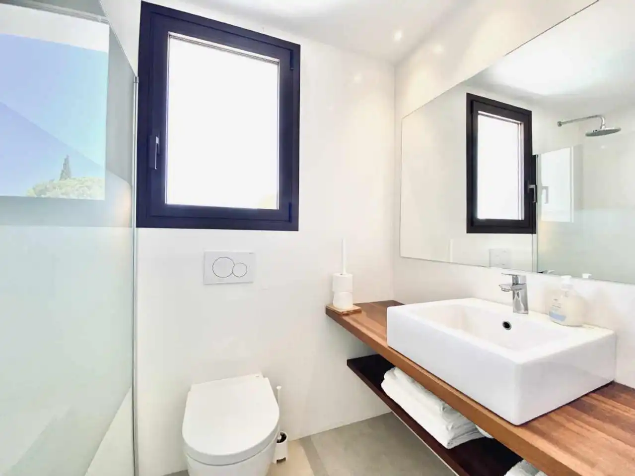 Baño de Casa o chalet de alquiler en Santa Eulària des Riu con Aire acondicionado, Terraza y Piscina