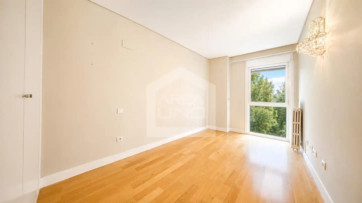 Habitación de Piso en venta en Madrid con Aire acondicionado, Calefacción y Trastero