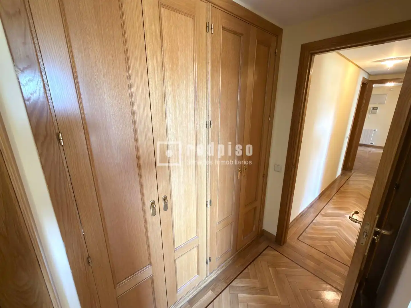 Dormitori de Pis en venda en Madrid amb Aire condicionat, Calefacció i Jardí privat