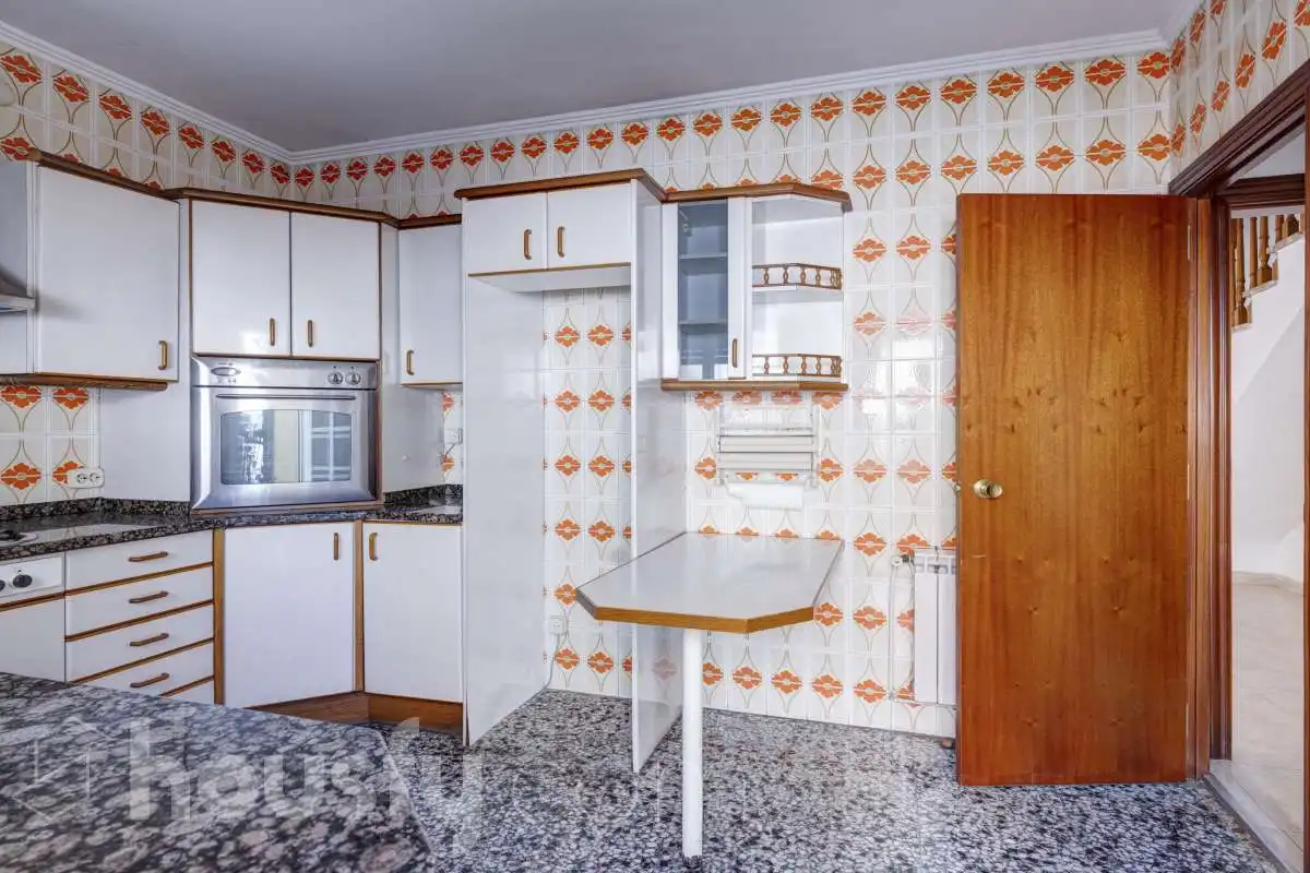 Cuina de Casa o xalet en venda en Premià de Mar amb Aire condicionat, Calefacció i Terrassa