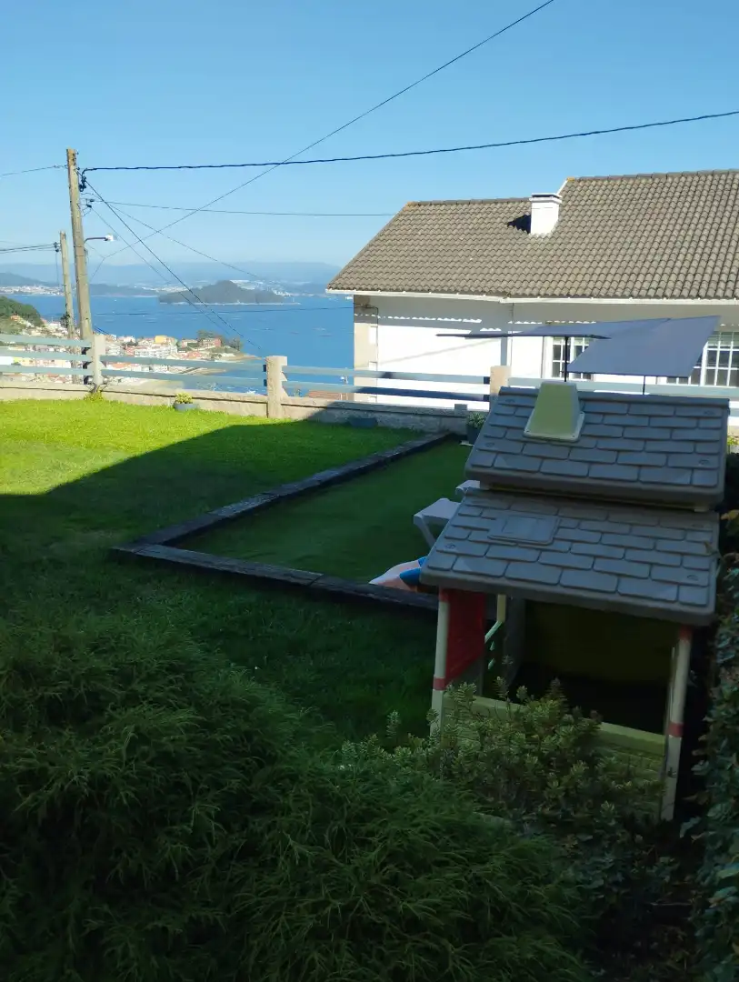 Garden of Houses for rent in Sanxenxo  with Air Conditioner, Private garden and Terrace