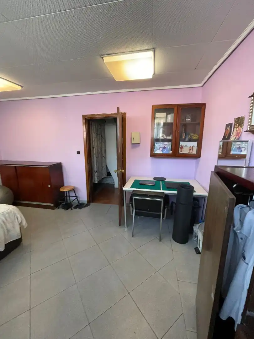 Local en venta en Valle de Trápaga-Trapagaran con Aire acondicionado, Terraza y Amueblado