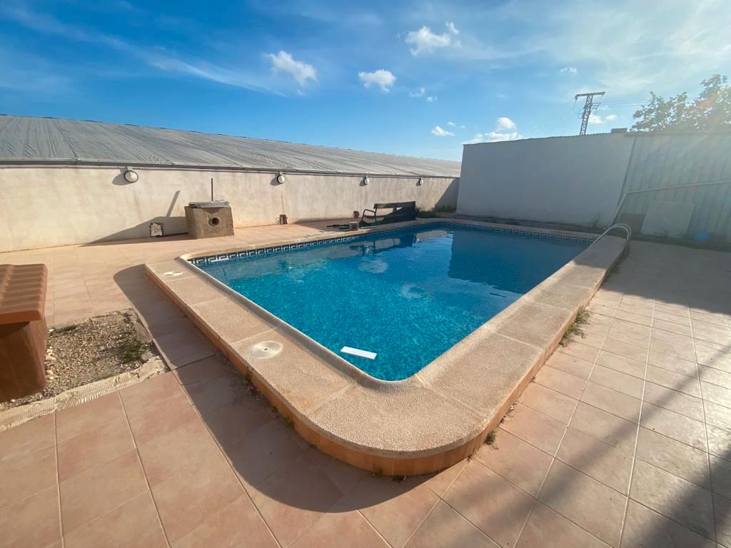 Piscina de Finca rústica en venda en San Pedro del Pinatar amb Jardí privat i Piscina