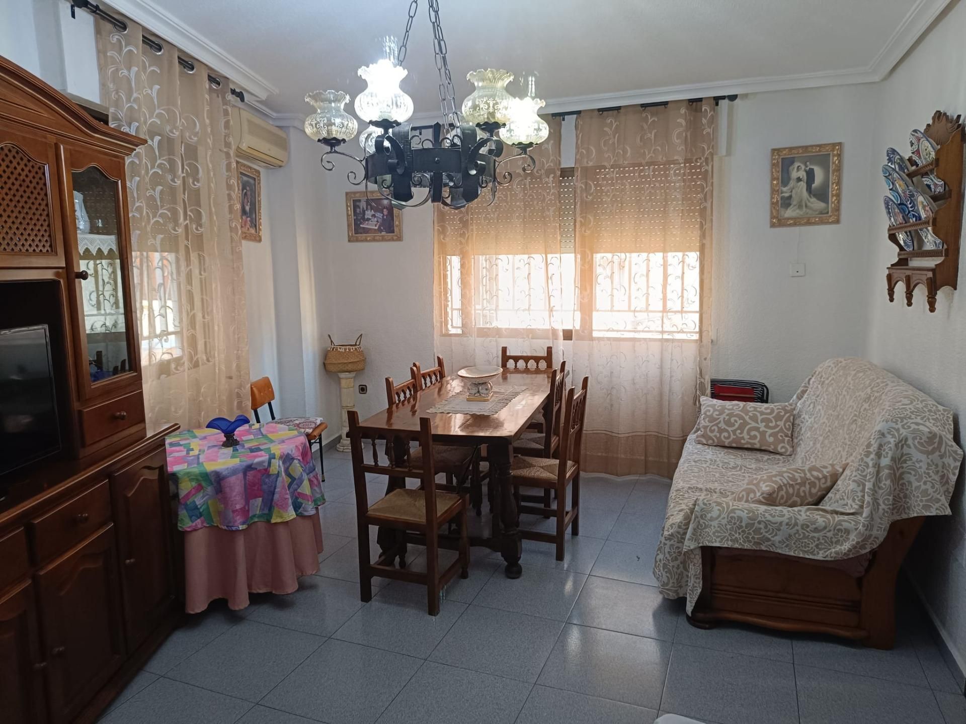 Comedor de Casa o chalet de alquiler en  Murcia Capital con Aire acondicionado y Terraza
