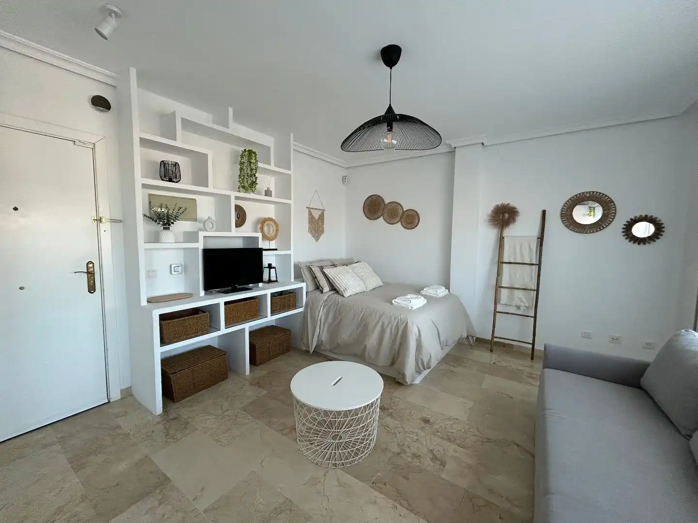 Bedroom of Study for sale in San Luis de Sabinillas