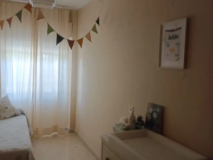 Dormitori de Pis en venda en Sur