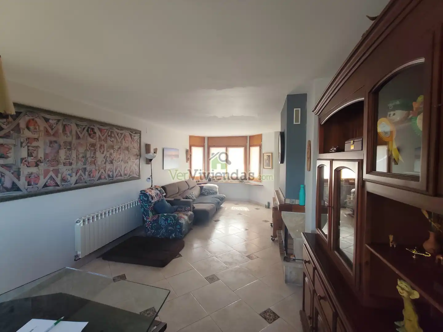 Sala d'estar de Casa o xalet en venda en Vallirana amb Calefacció, Jardí privat i Terrassa
