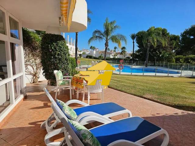 Estudio en Alquiler en Avenida de los Jardines en Calahonda