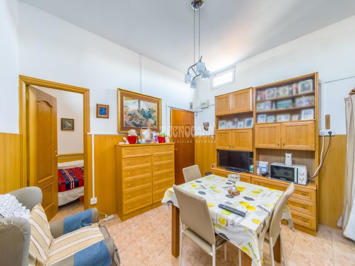 Piso en venta en Universidad - Malasaña
