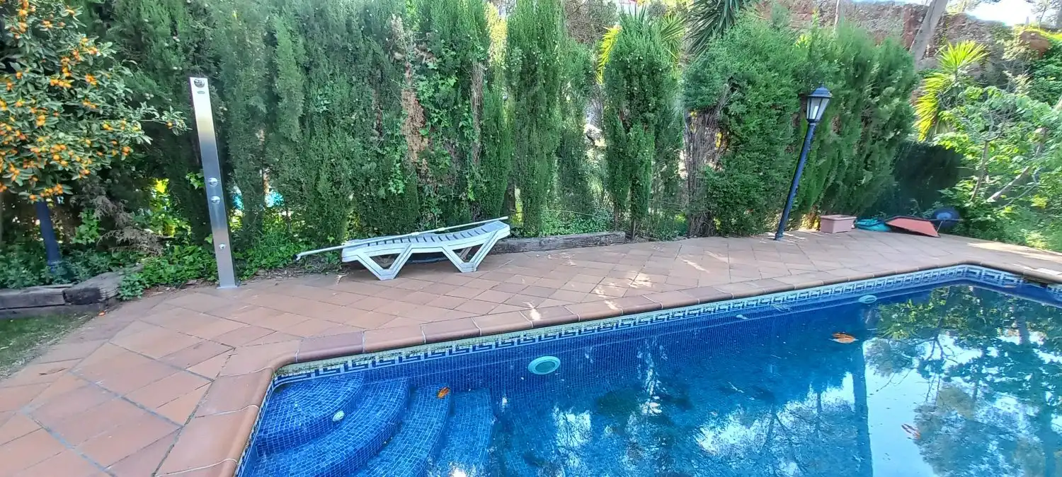 Piscina de Casa o xalet en venda en Corbera de Llobregat amb Aire condicionat, Calefacció i Jardí privat