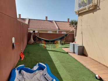 Adosado con balcón en venta en Calle Ayoze